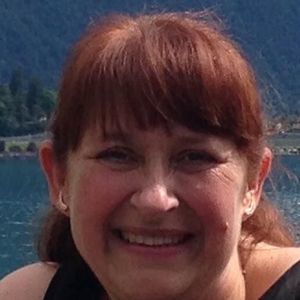 Meet your Posher, Caroline